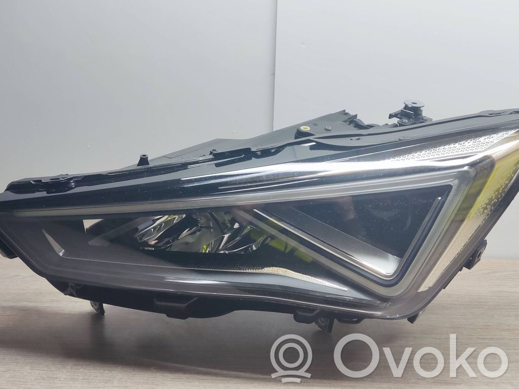 Scheinwerfer   5FJ941007C,90143460
