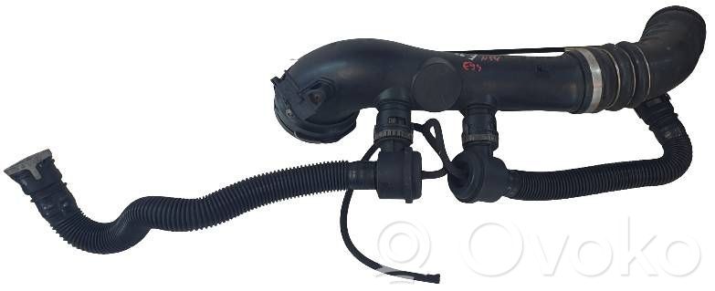Air intake hose/pipe   7570069