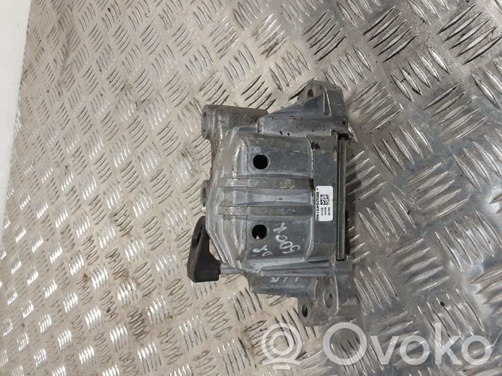 Fiat 500X Engine mount bracket 