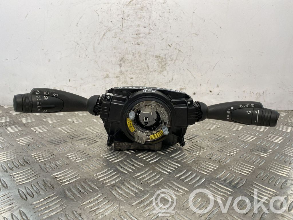 Volvo XC40 Indicator stalk 