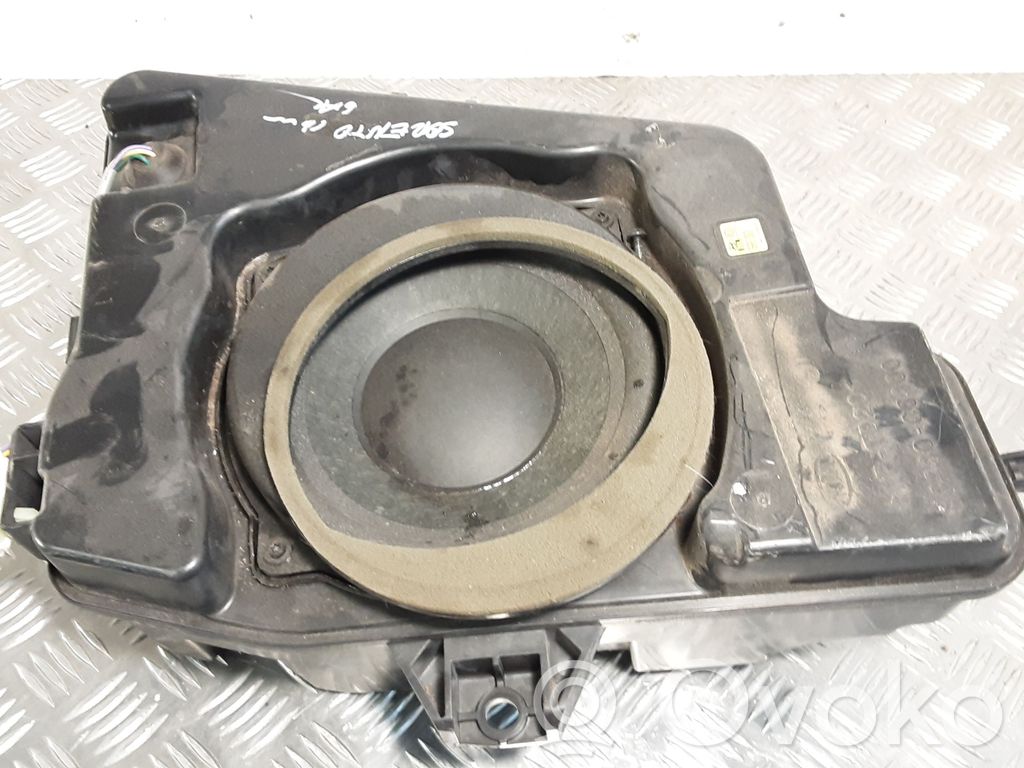 KIA Sorento Altavoz subwoofer 