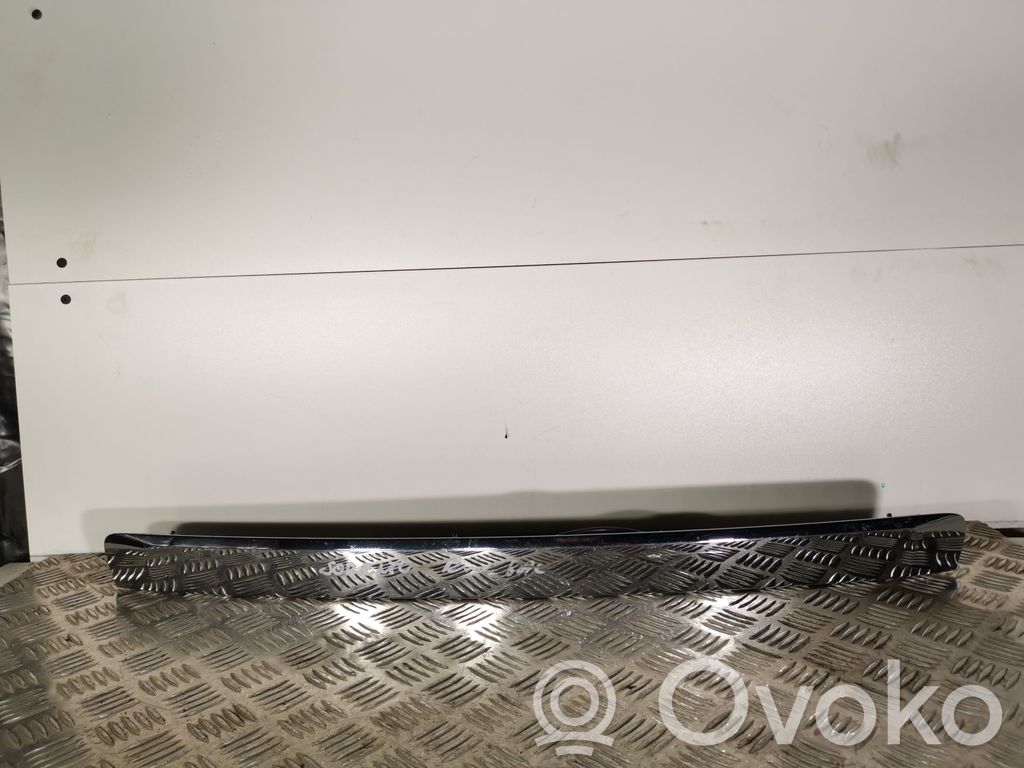 KIA Sorento Takaluukun rekisterikilven valon palkki 