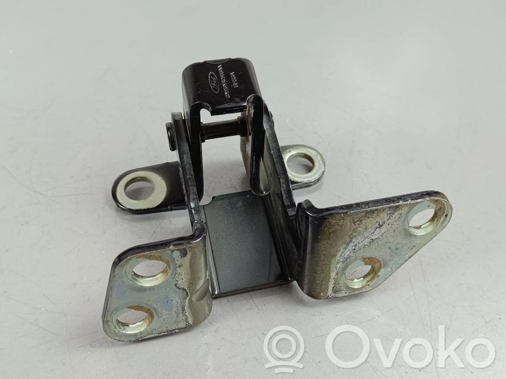 Ford Ecosport Tailgate/trunk/boot hinge 