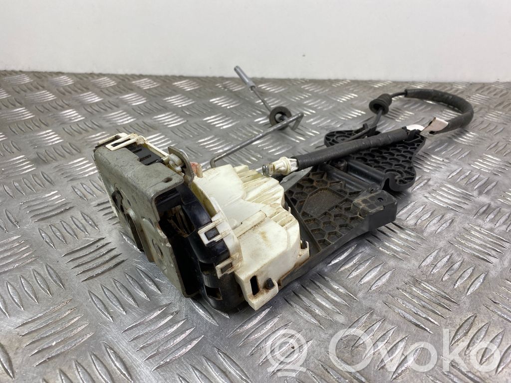 Dodge Durango Rear door lock 
