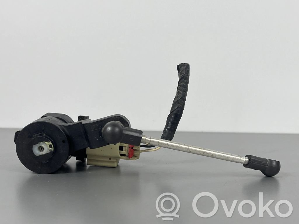 Jeep Grand Cherokee Headlight level height control switch 