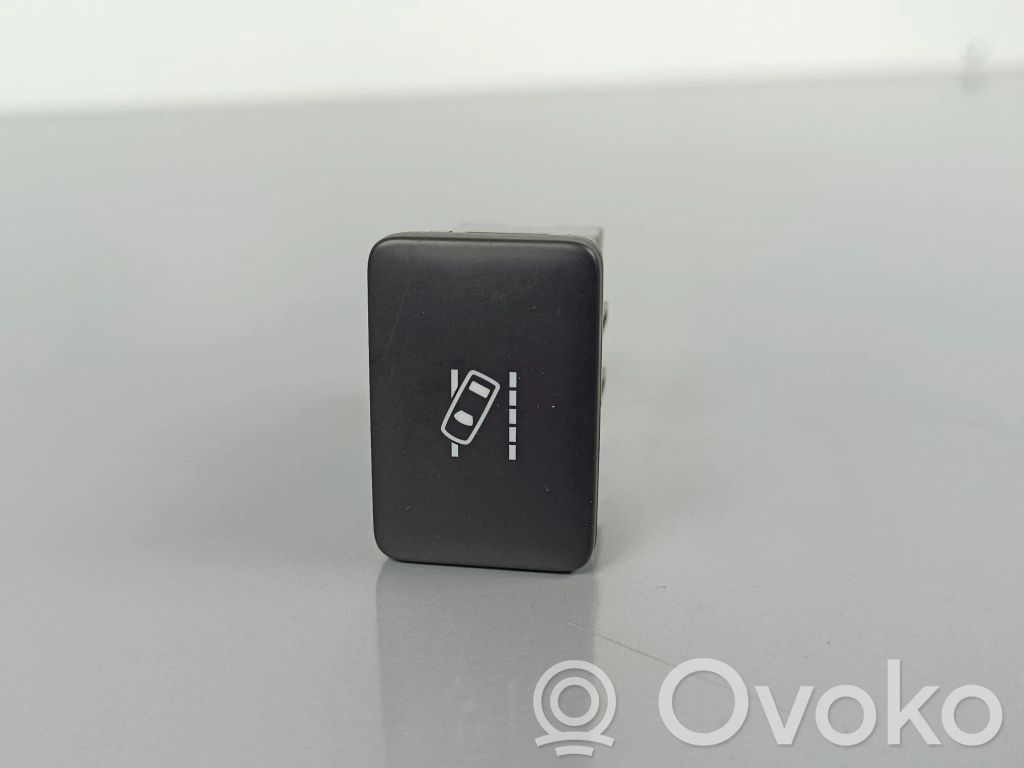 Mitsubishi Eclipse Cross Other switches/knobs/shifts 
