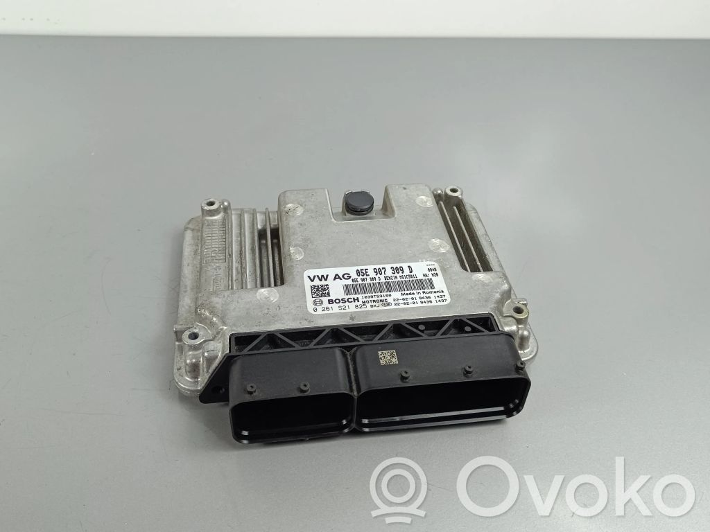 Engine control unit/module   05E907309D,0261S21825