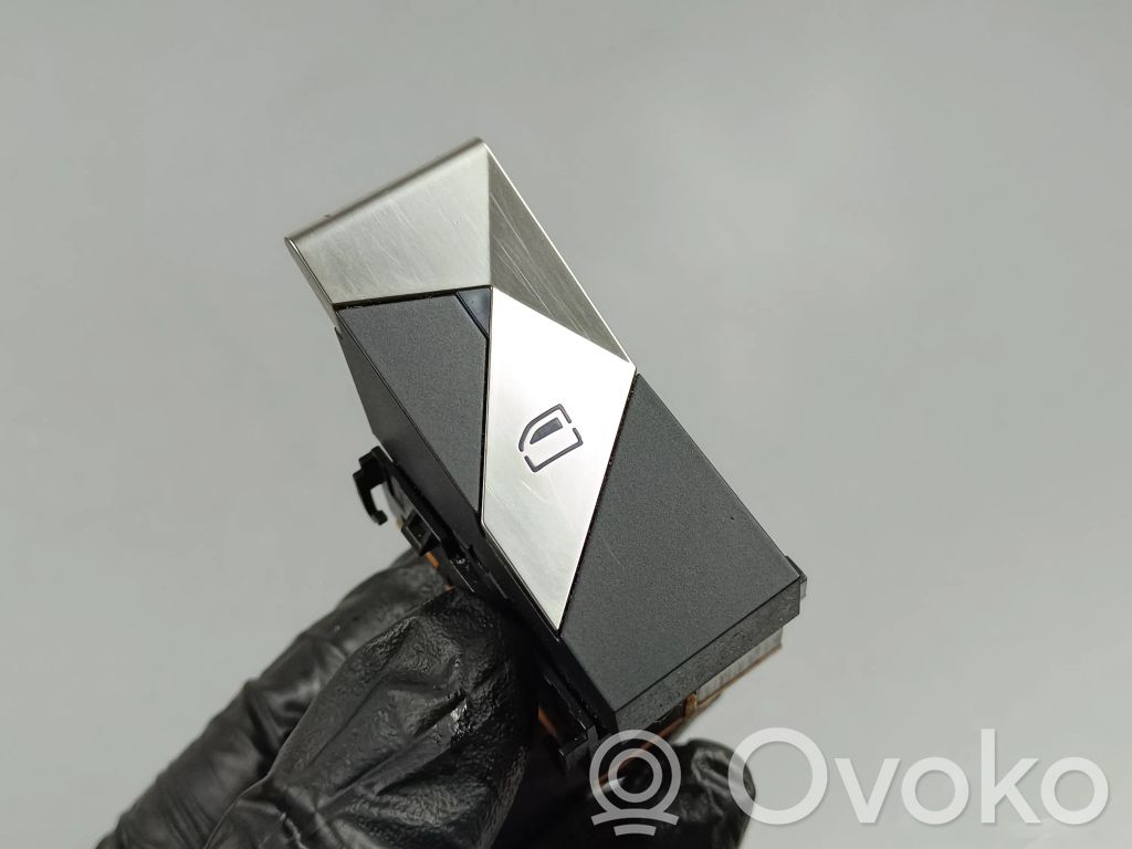 DS Automobiles 7 Crossback Electric window control switch 