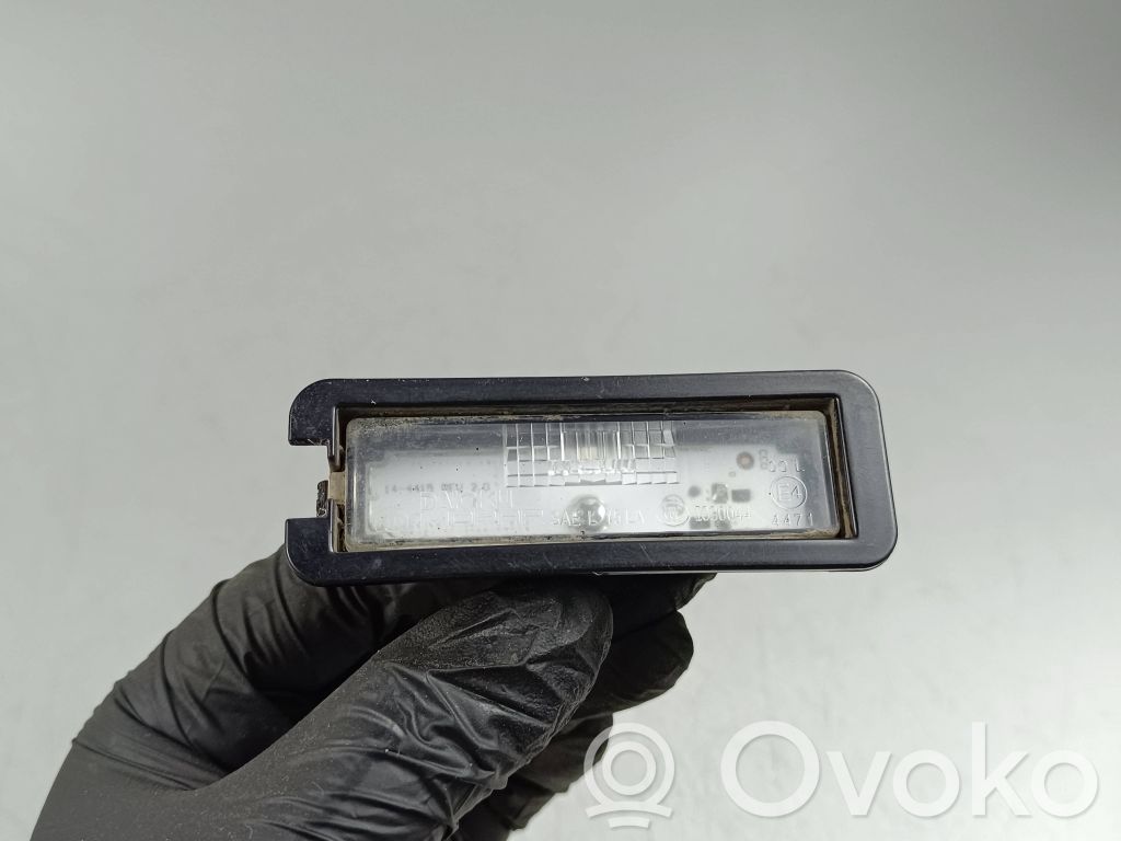 Éclairage de plaque d'immatriculation   68211290AB,144415