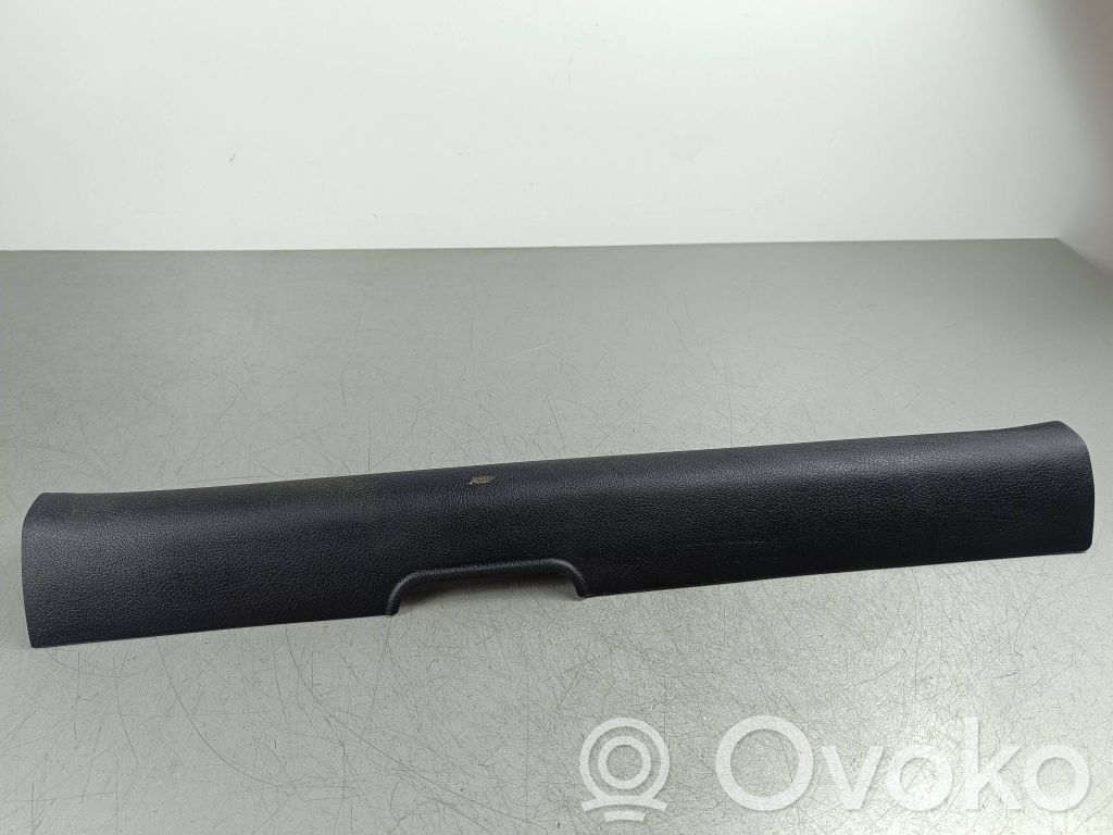 KIA Stinger Moldura protectora del borde delantero 