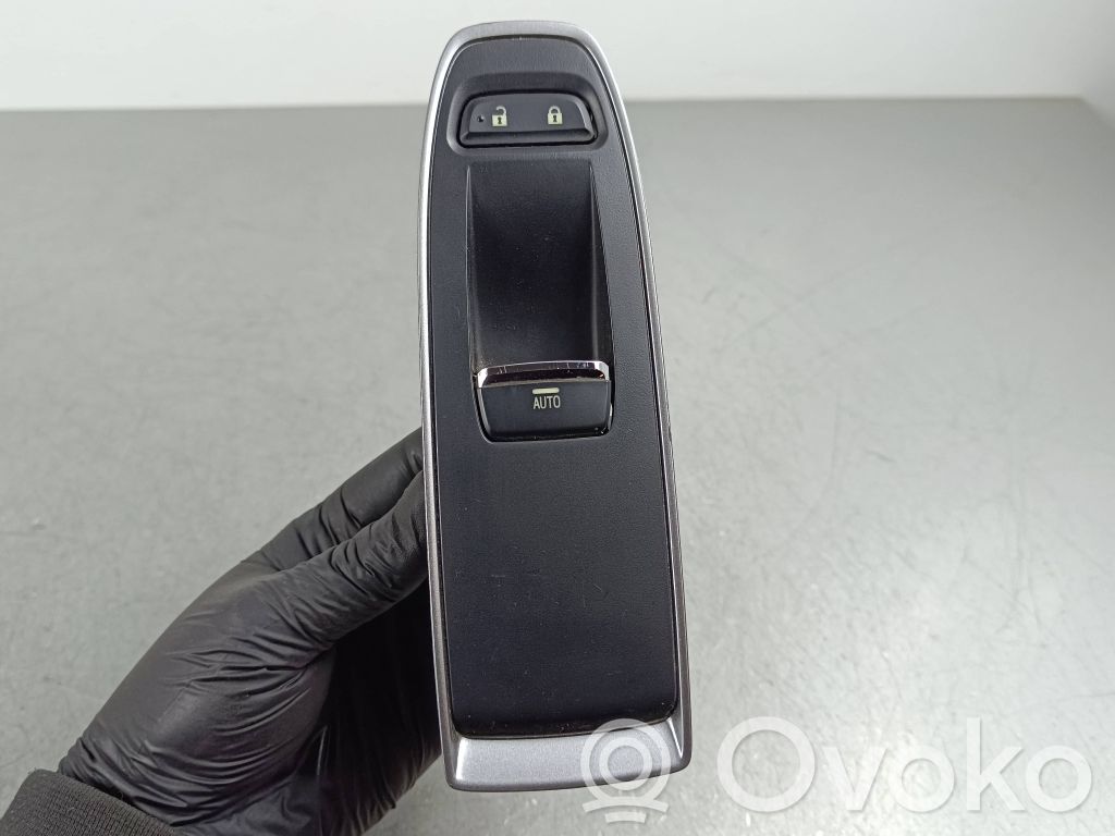 Subaru Outback (BT) Electric window control switch 
