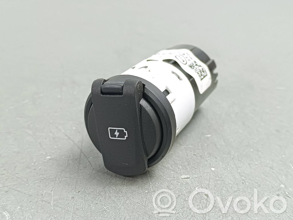 KIA EV6 USB socket connector 