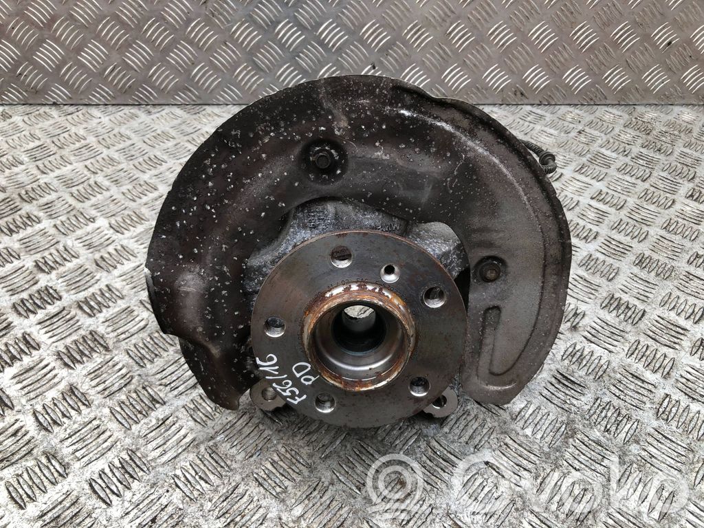 Mini One - Cooper F56 F55 Priekinė stebulė 