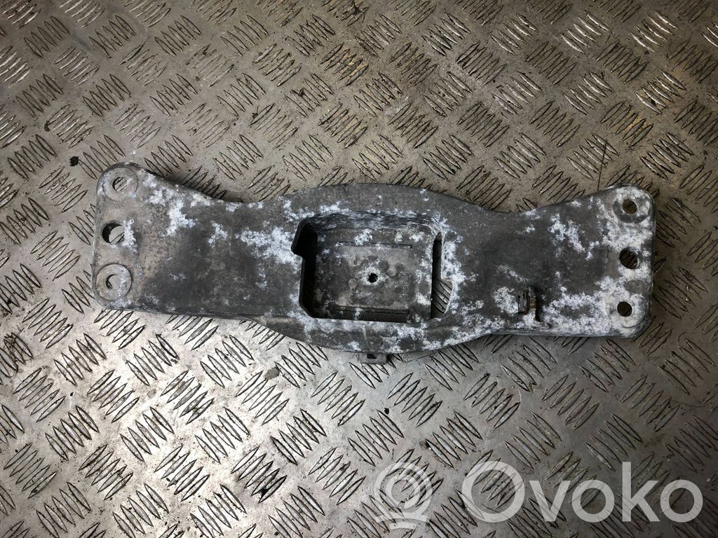 Gearbox mounting bracket   6769634