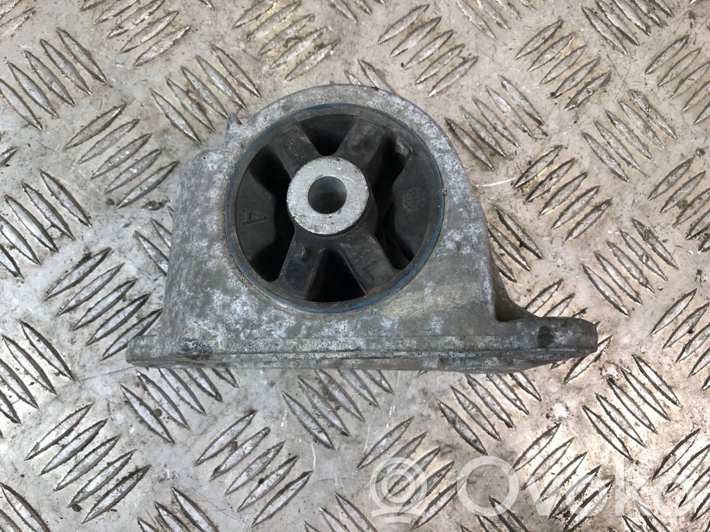 Mini One - Cooper R50 - 53 Engine mount bracket 
