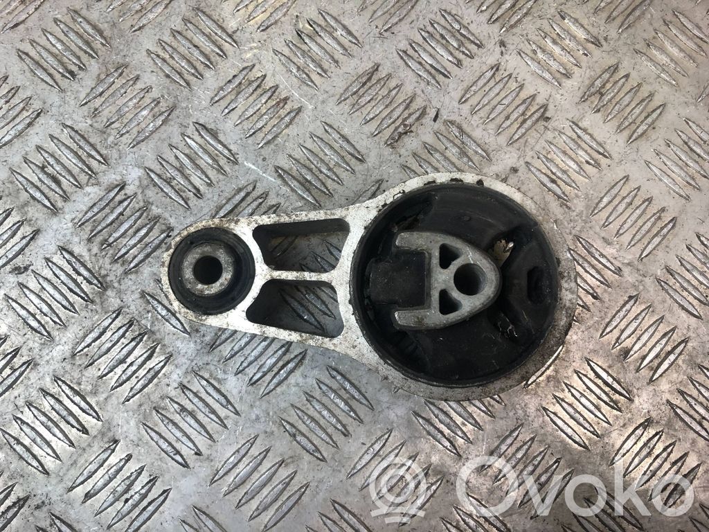 Mini One - Cooper Coupe R56 Engine mount bracket 
