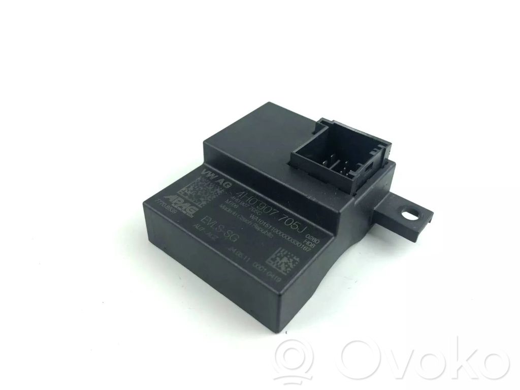 Audi A8 S8 D4 4H Steering rack control module 