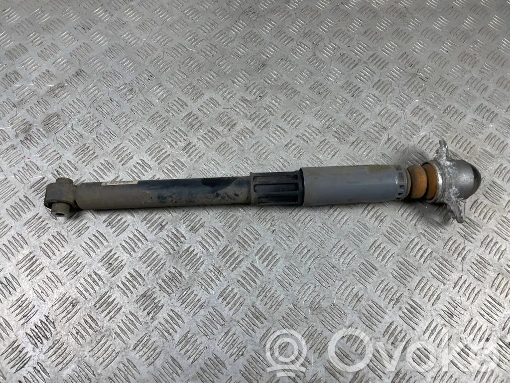 Audi A3 8Y Takaiskunvaimennin 