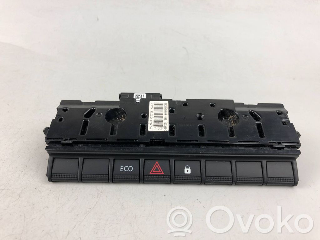 Renault Zoe Hazard light switch 