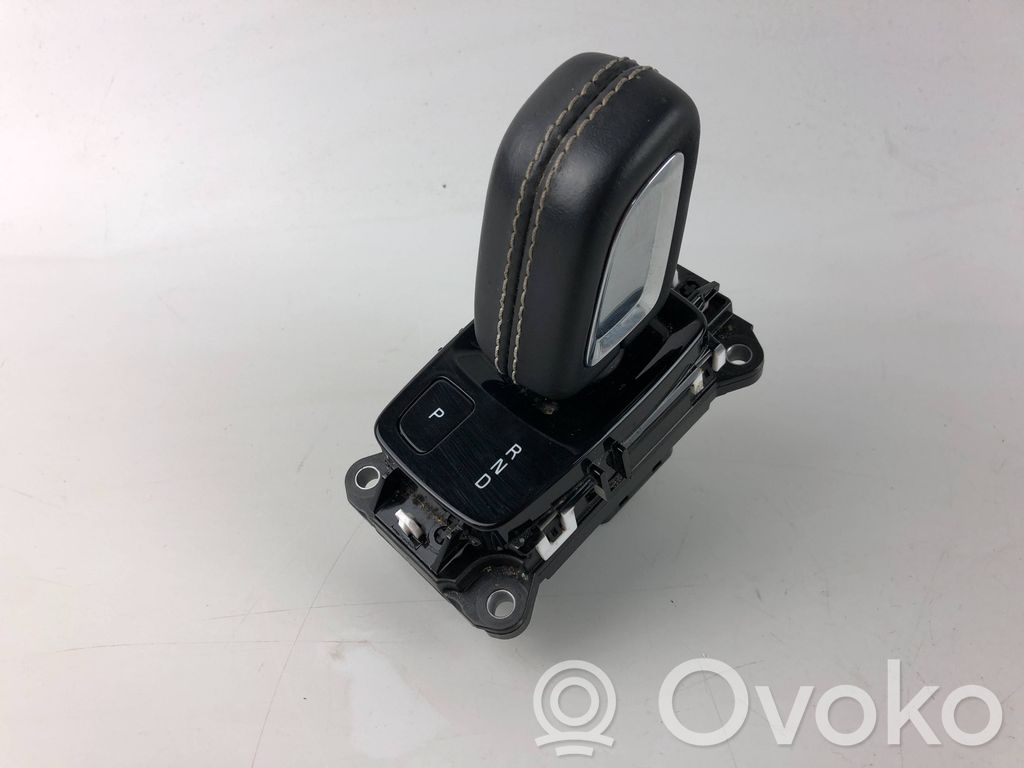 Volvo XC40 Selector/cambiador de marcha en la caja de cambios 