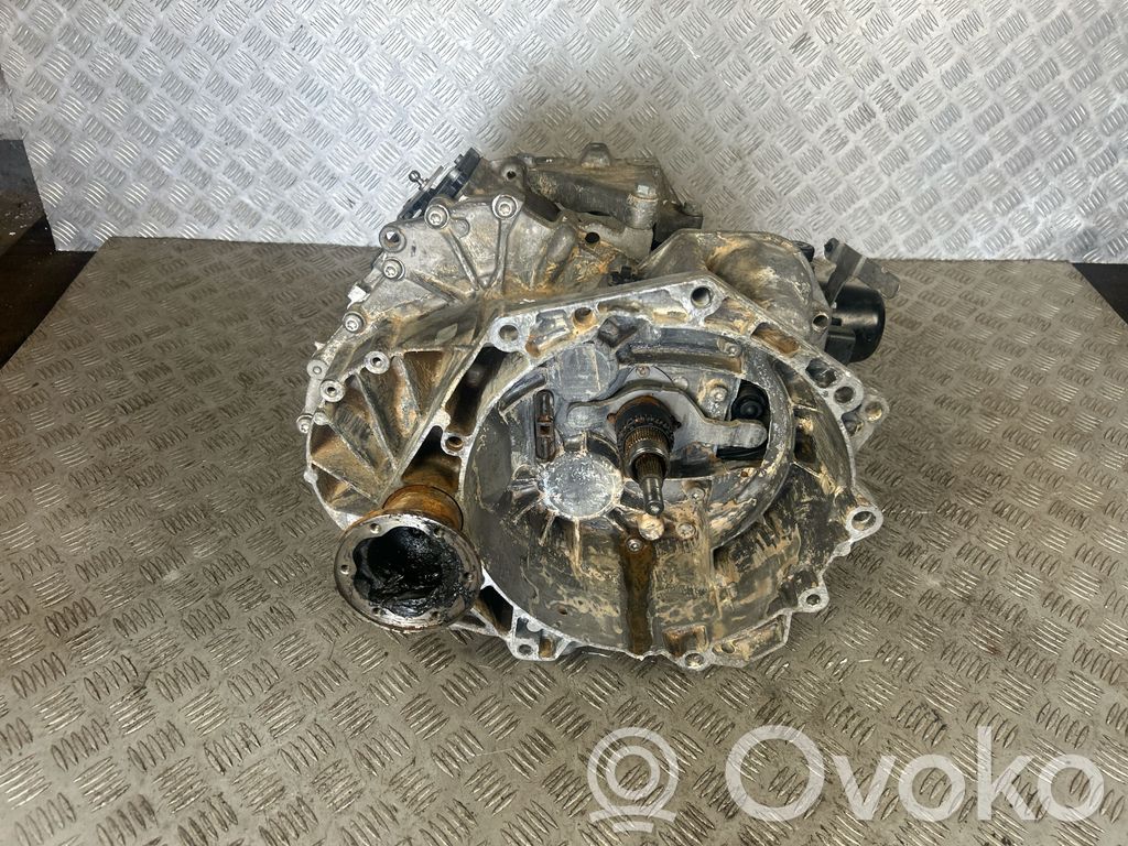 Volkswagen Golf VIII Automatic gearbox 