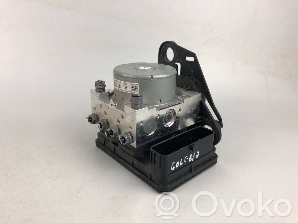 Volkswagen Golf VIII Bomba de ABS 