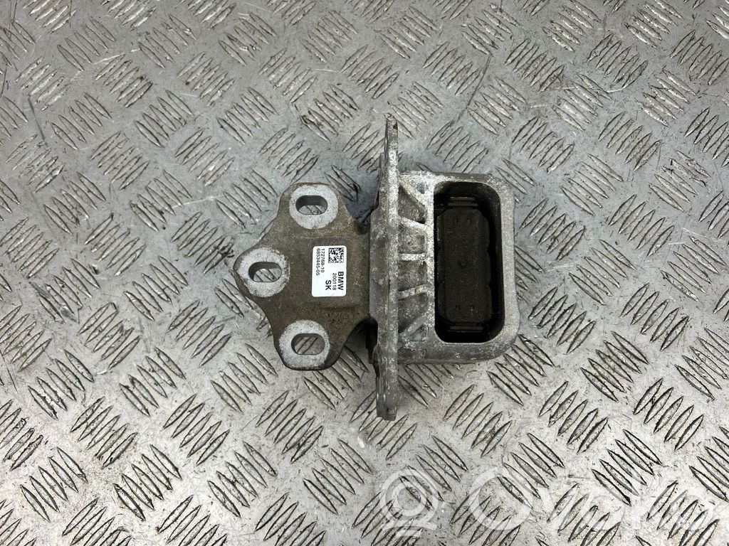 Mini One - Cooper F56 F55 Engine mount bracket 