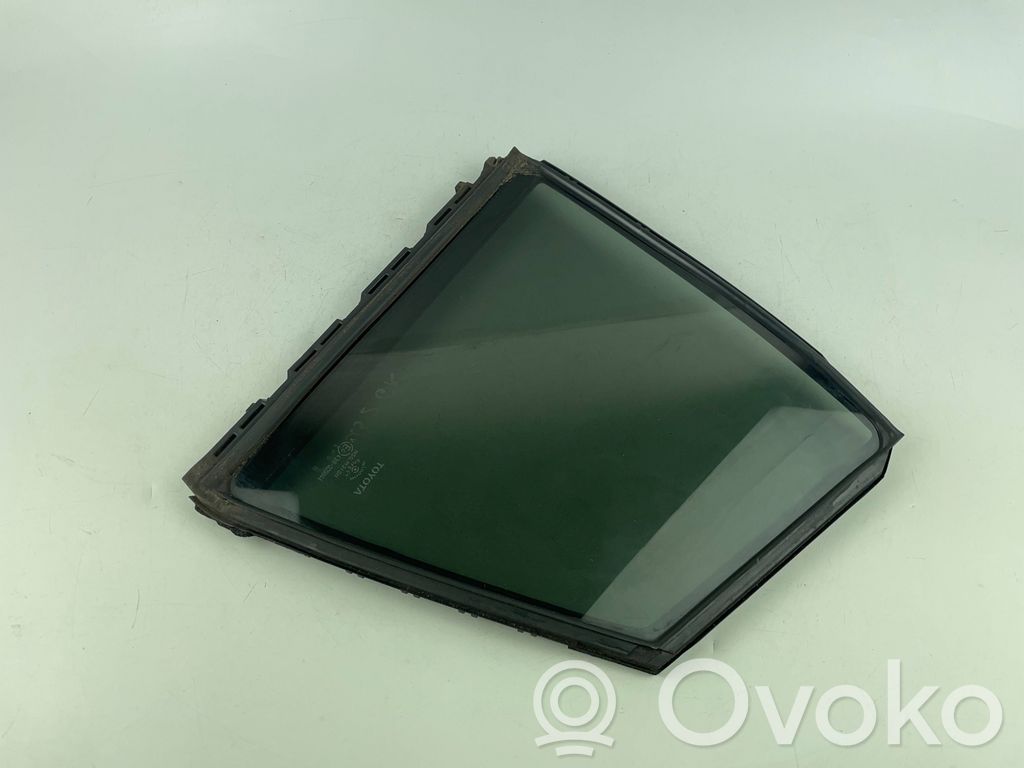 Toyota Prius (XW50) Rear vent window glass 