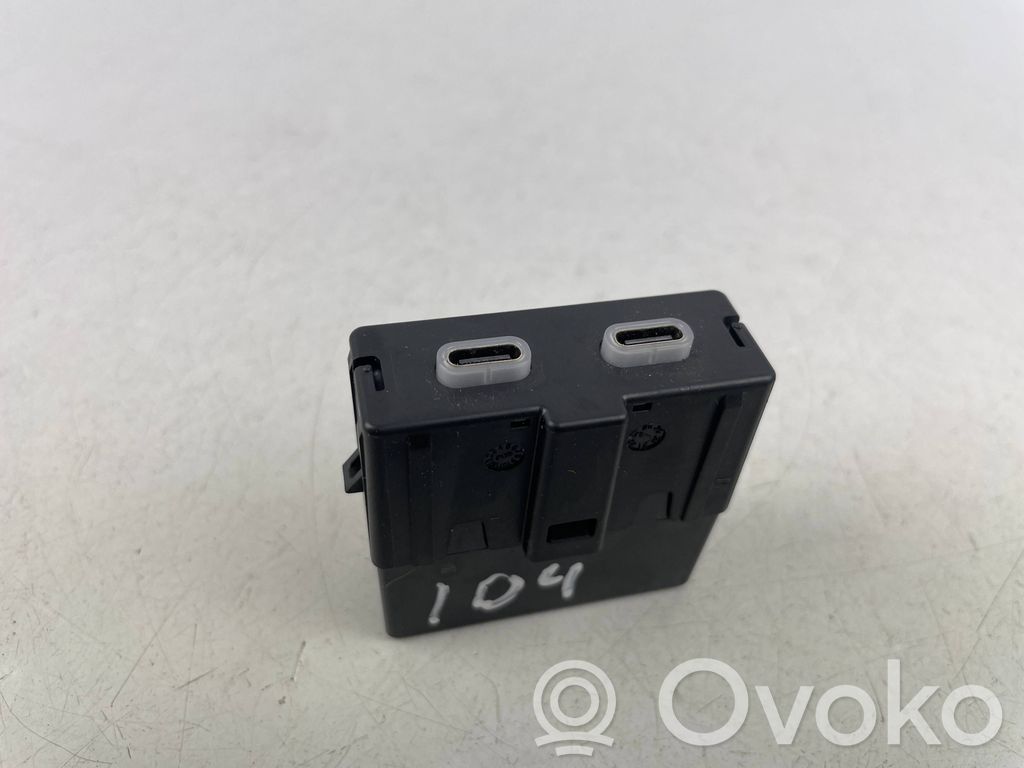 Volkswagen ID.4 Enchufe conector USB 