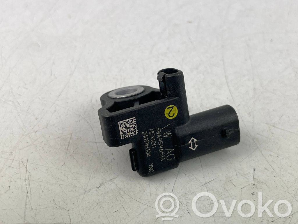 Czujnik uderzenia Airbag   3WA959651A