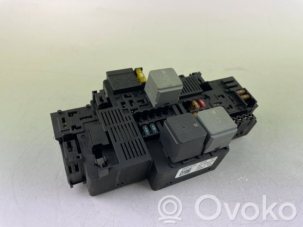 Mercedes-Benz E W213 Módulo de fusible 
