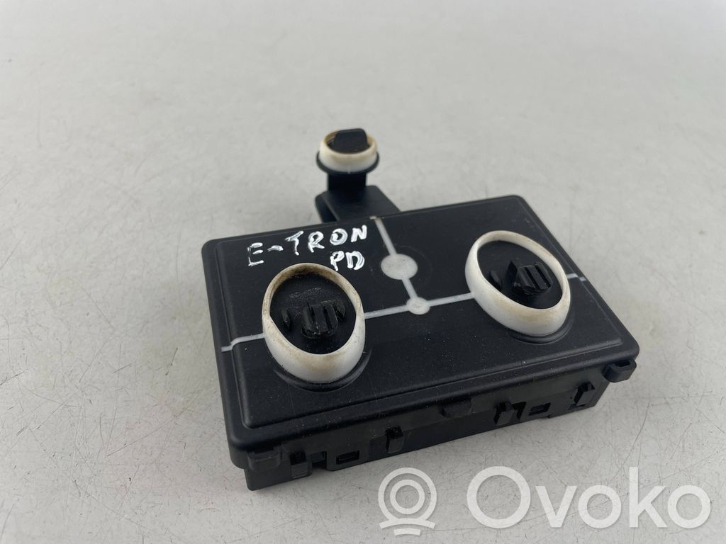 Door control unit/module   4M0959593N