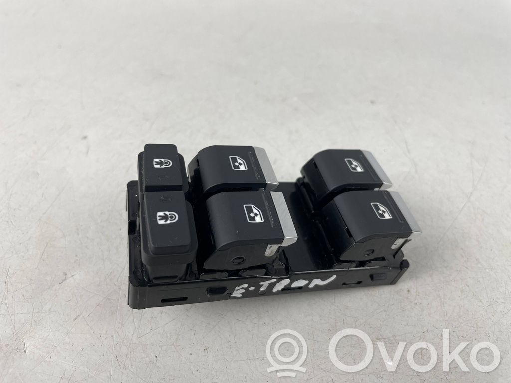 Audi e-tron Electric window control switch 