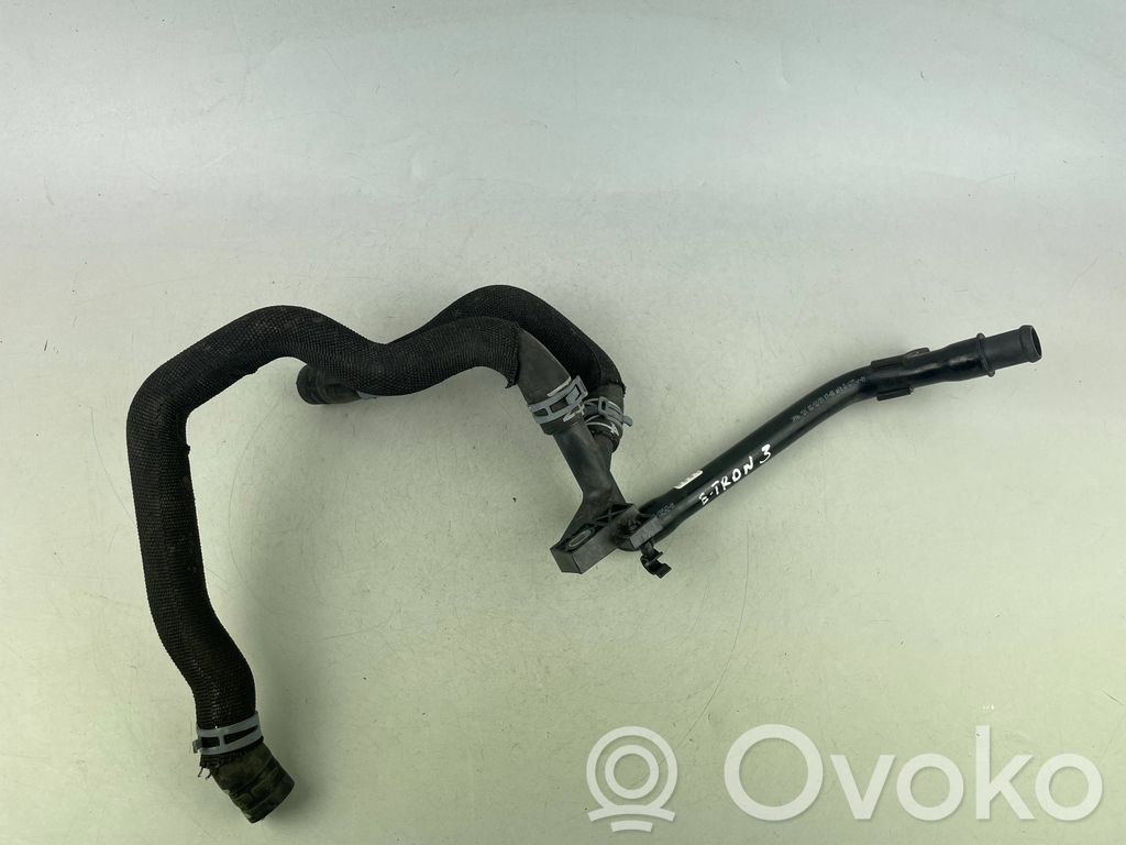 Audi e-tron Engine coolant pipe/hose 