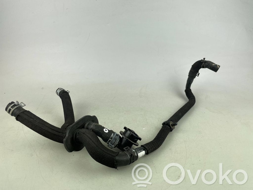 Audi e-tron Moottorin vesijäähdytyksen putki/letku 