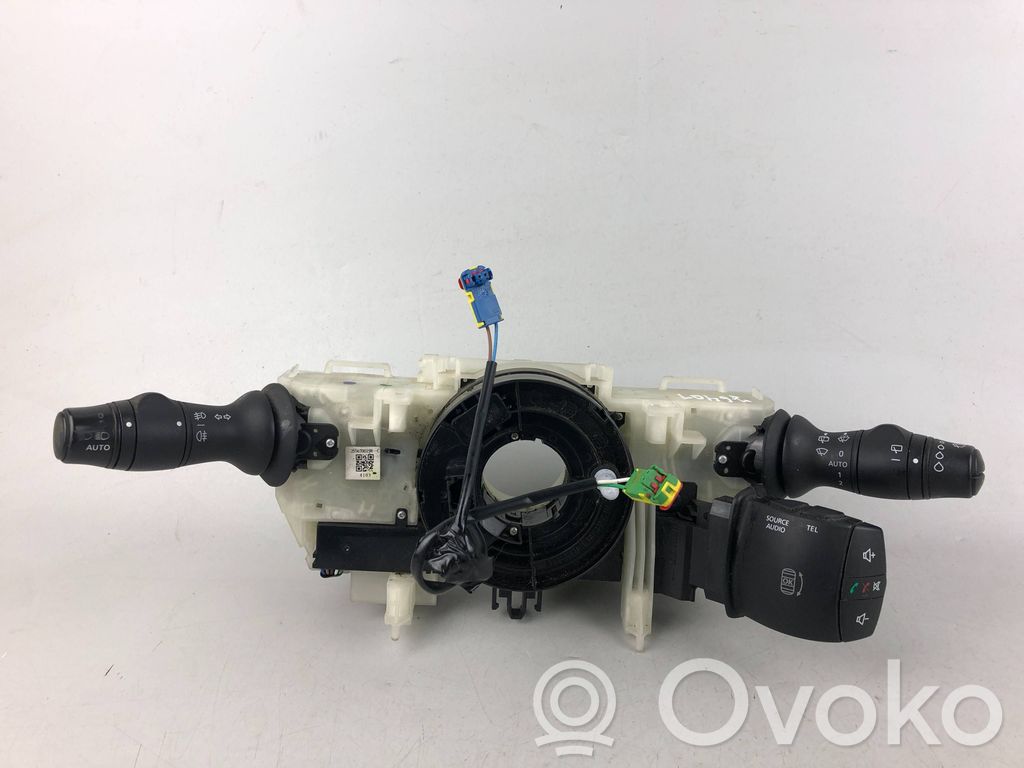Renault Megane III Wiper turn signal indicator stalk/switch 