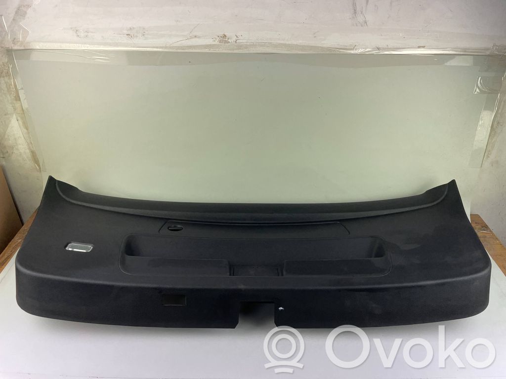Audi e-tron Tailgate trim 