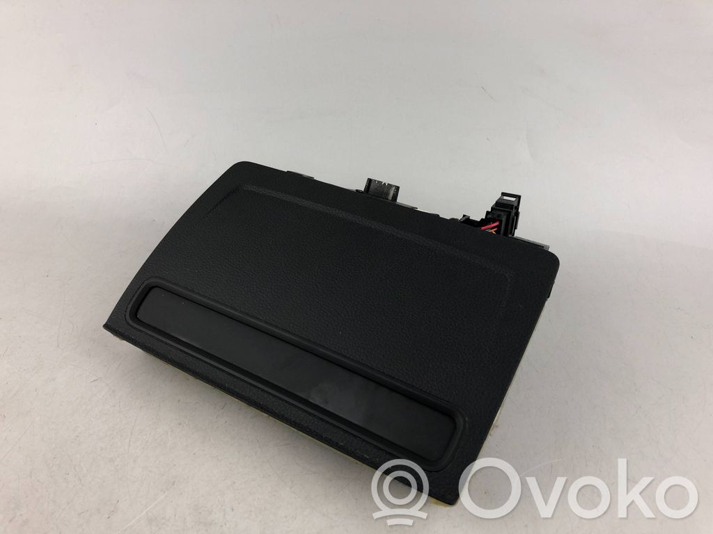 Audi A3 S3 8V Screen/display/small screen 