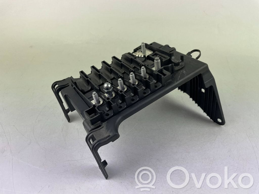 Audi Q4 e-tron Fuse box set 
