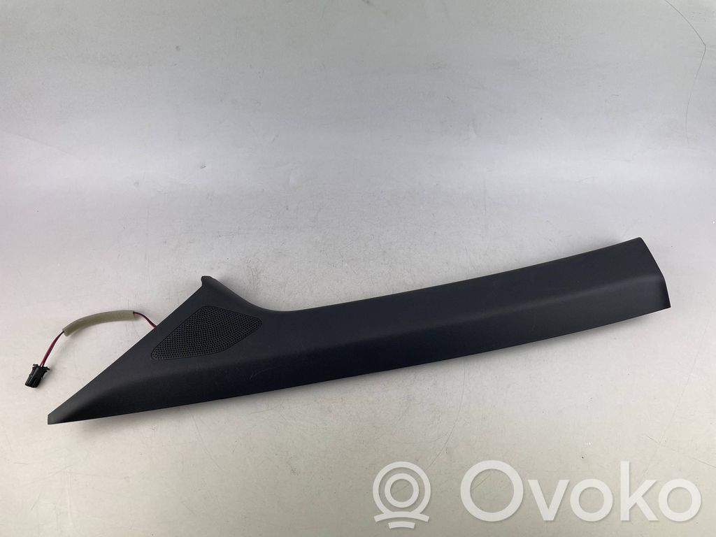 Seat Arona Osłona słupka szyby przedniej / A 