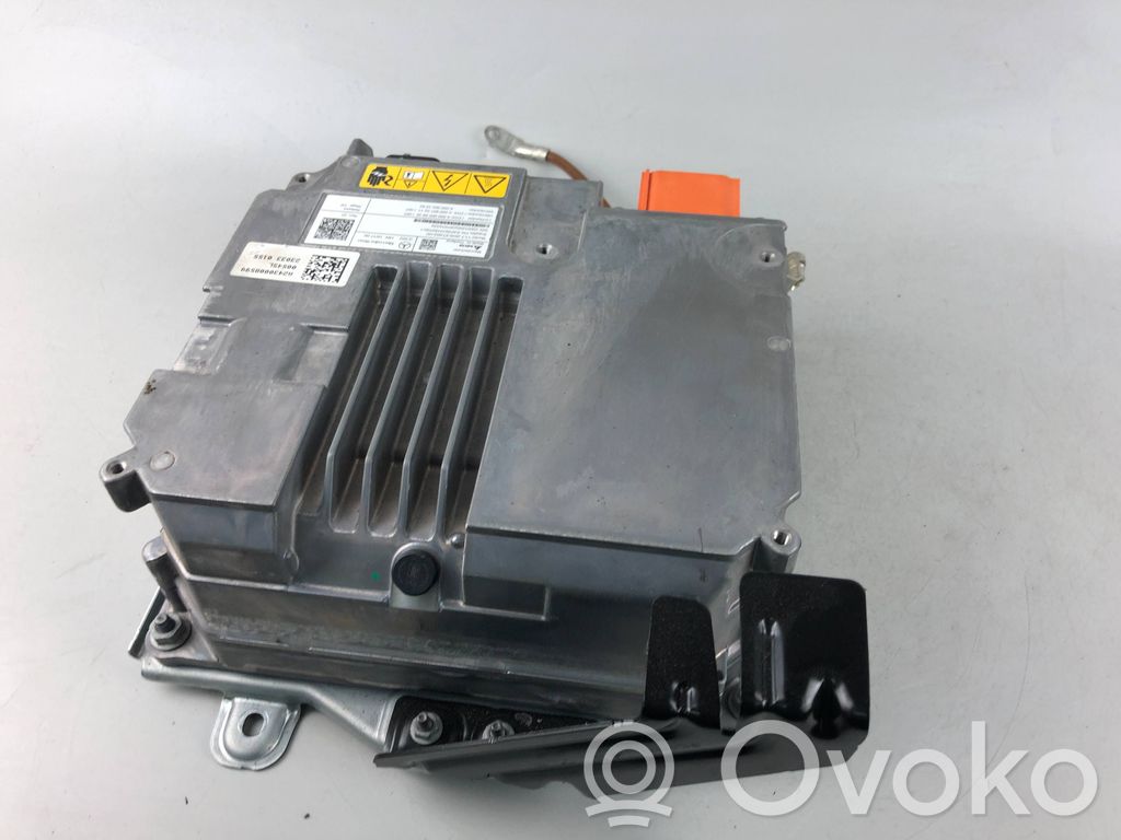 Mercedes-Benz EQA Inversor/convertidor de voltaje 
