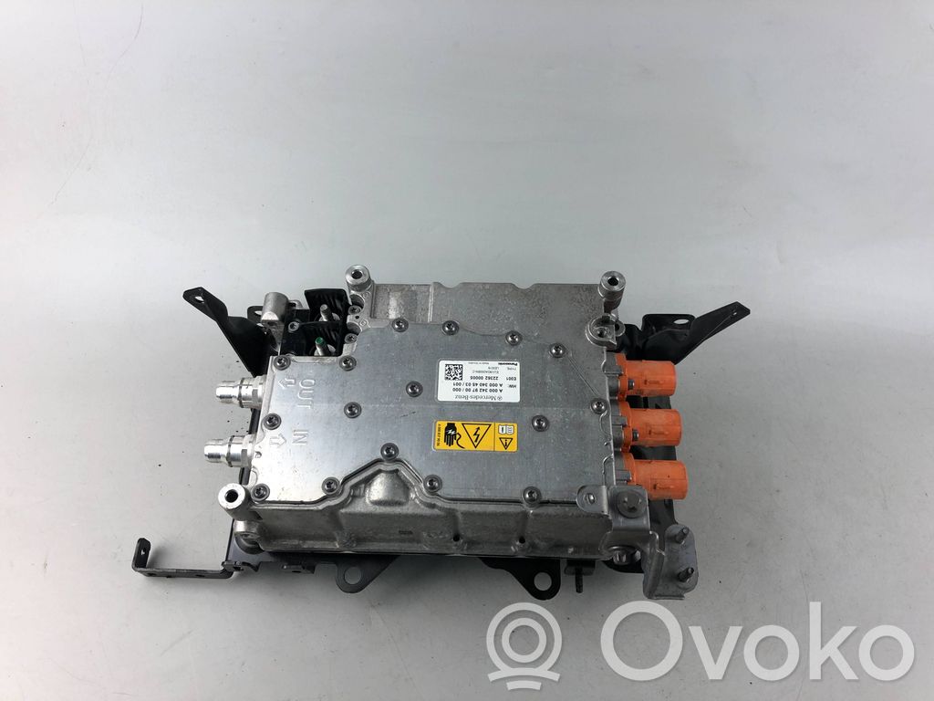 Mercedes-Benz EQA Inversor/convertidor de voltaje 