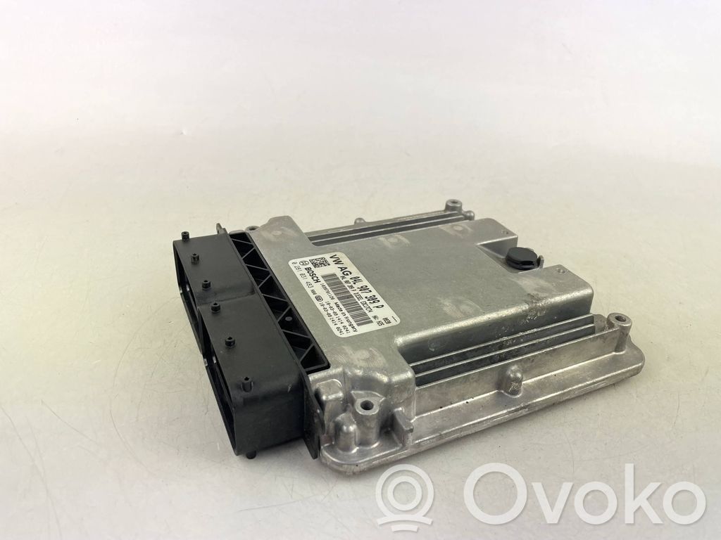 Skoda Superb B8 (3V) Engine control unit/module 