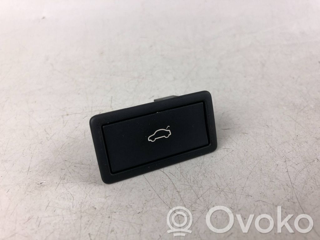 Tailgate/boot open switch button   3C0959831A