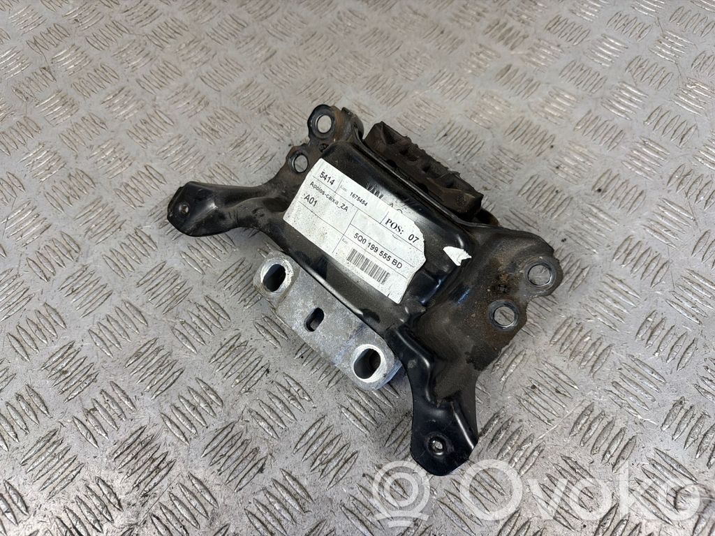 Volkswagen T-Roc Engine mount bracket 