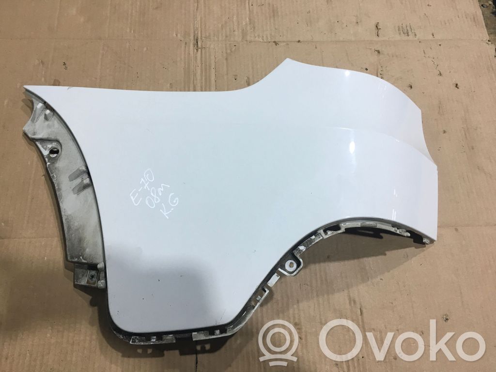 BMW X5 E70 Rear bumper corner part panel trim 