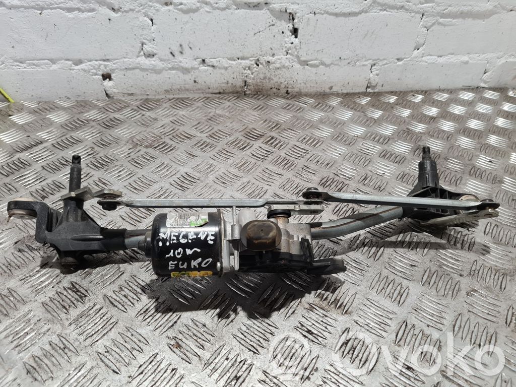 Renault Megane III Etupyyhkimen vivusto ja moottori 