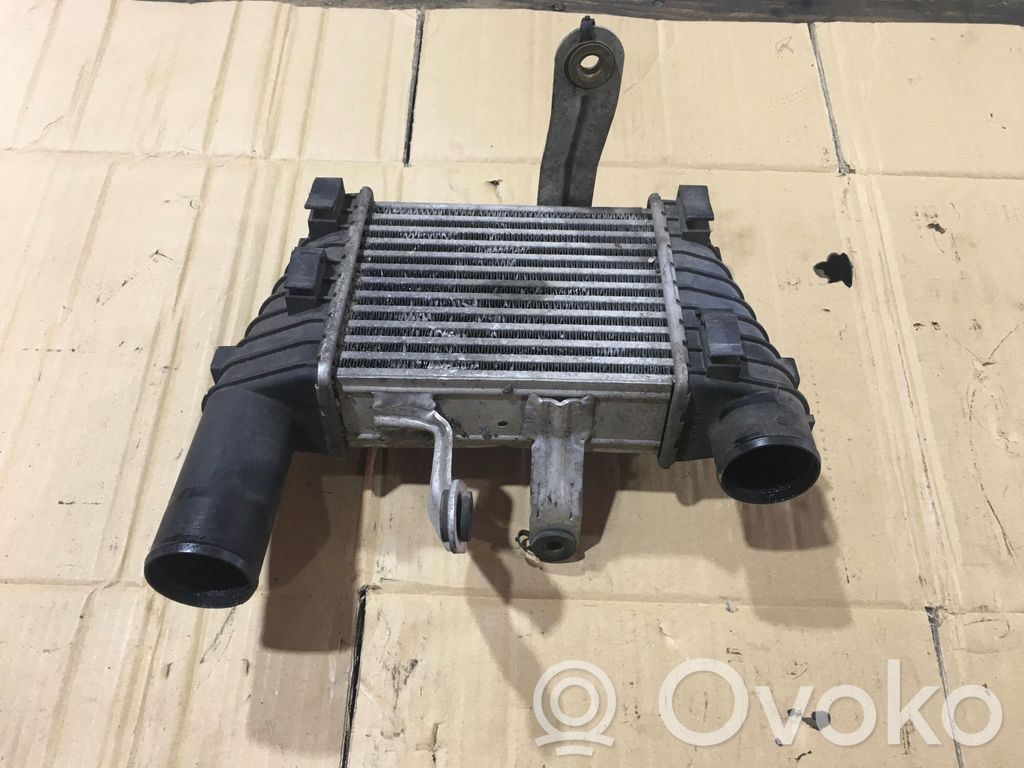 Mitsubishi Colt Interkūlerio radiatorius 