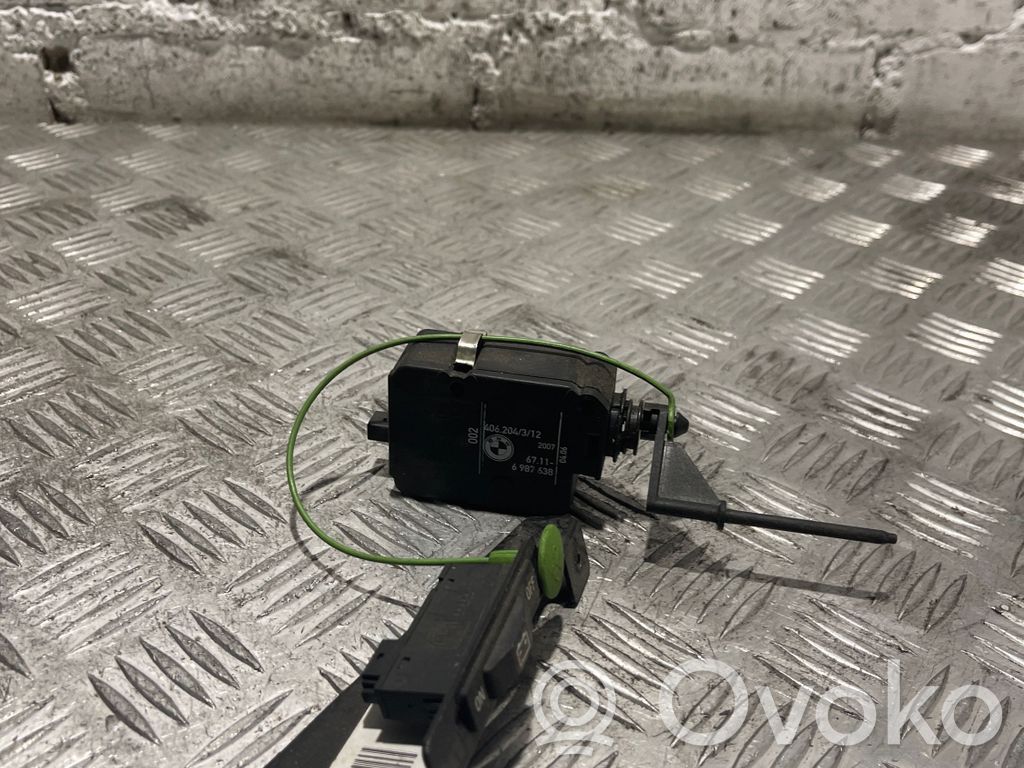 BMW 7 E65 E66 Fuel tank cap lock 