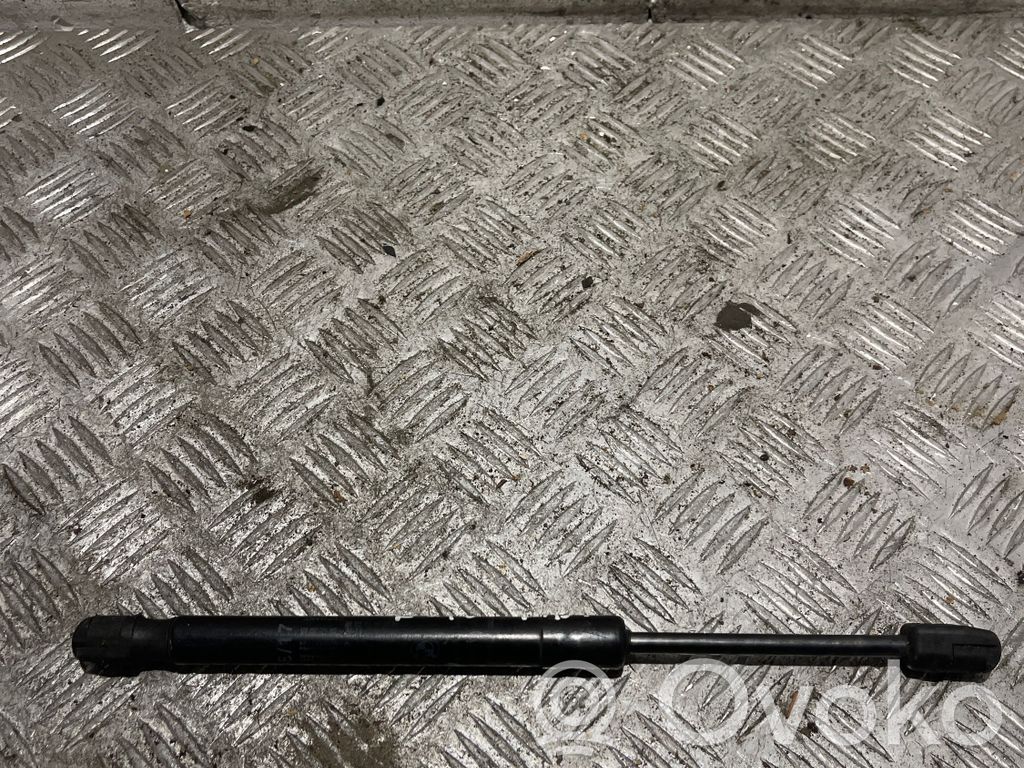 BMW 5 F10 F11 Siłownik maski przedniej 
